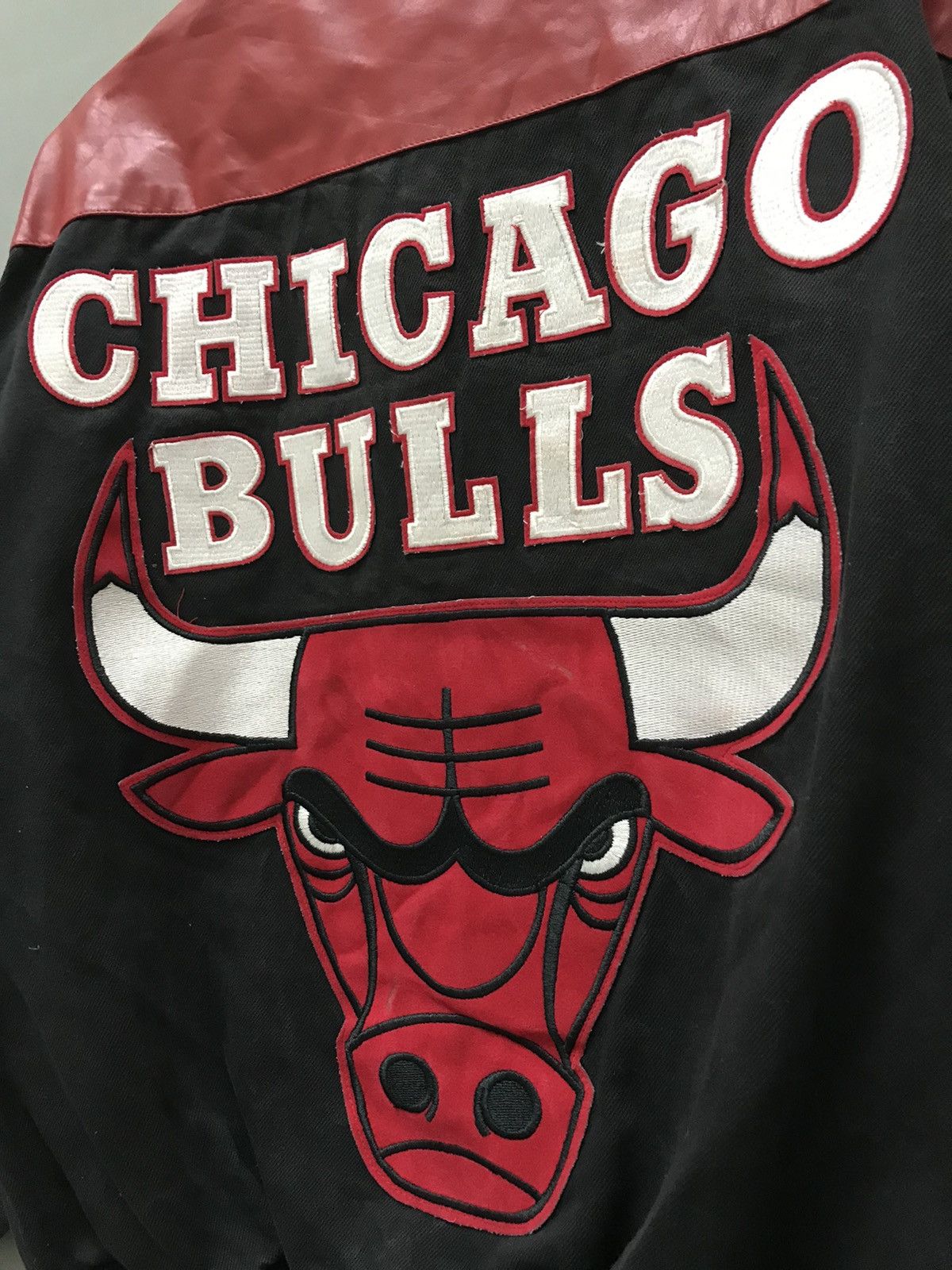 Jeff Hamilton × NBA × Vintage Vintage 90s Jeff Hamilton Chicago Bulls NBA Jacket Size US L / EU 52-54 / 3 - 3 Thumbnail