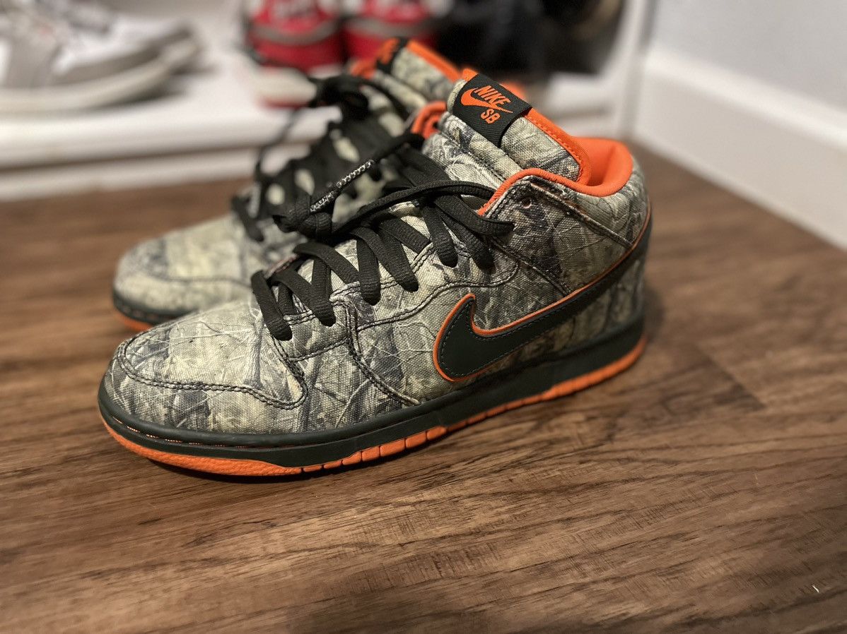 realtree camo nike sb dunks