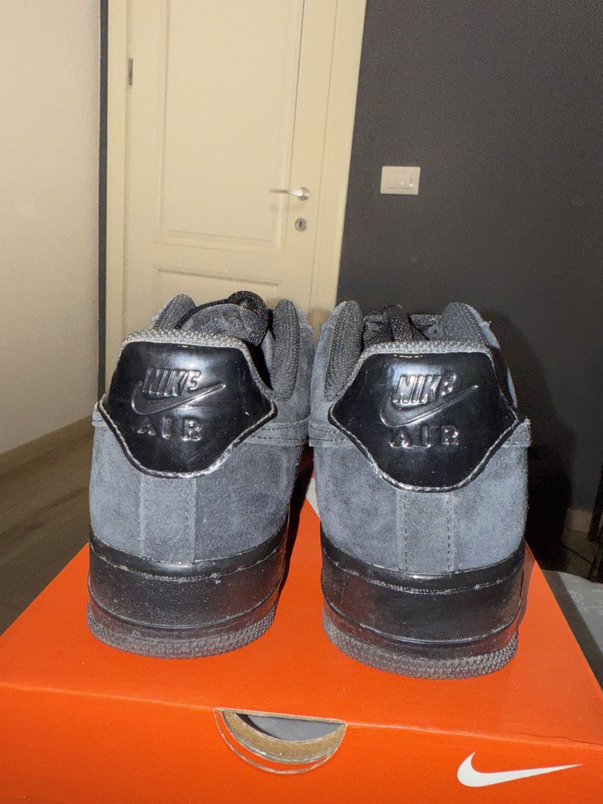 Nike Air Force 1 '07 Size US 8 / EU 41 - 8 Thumbnail