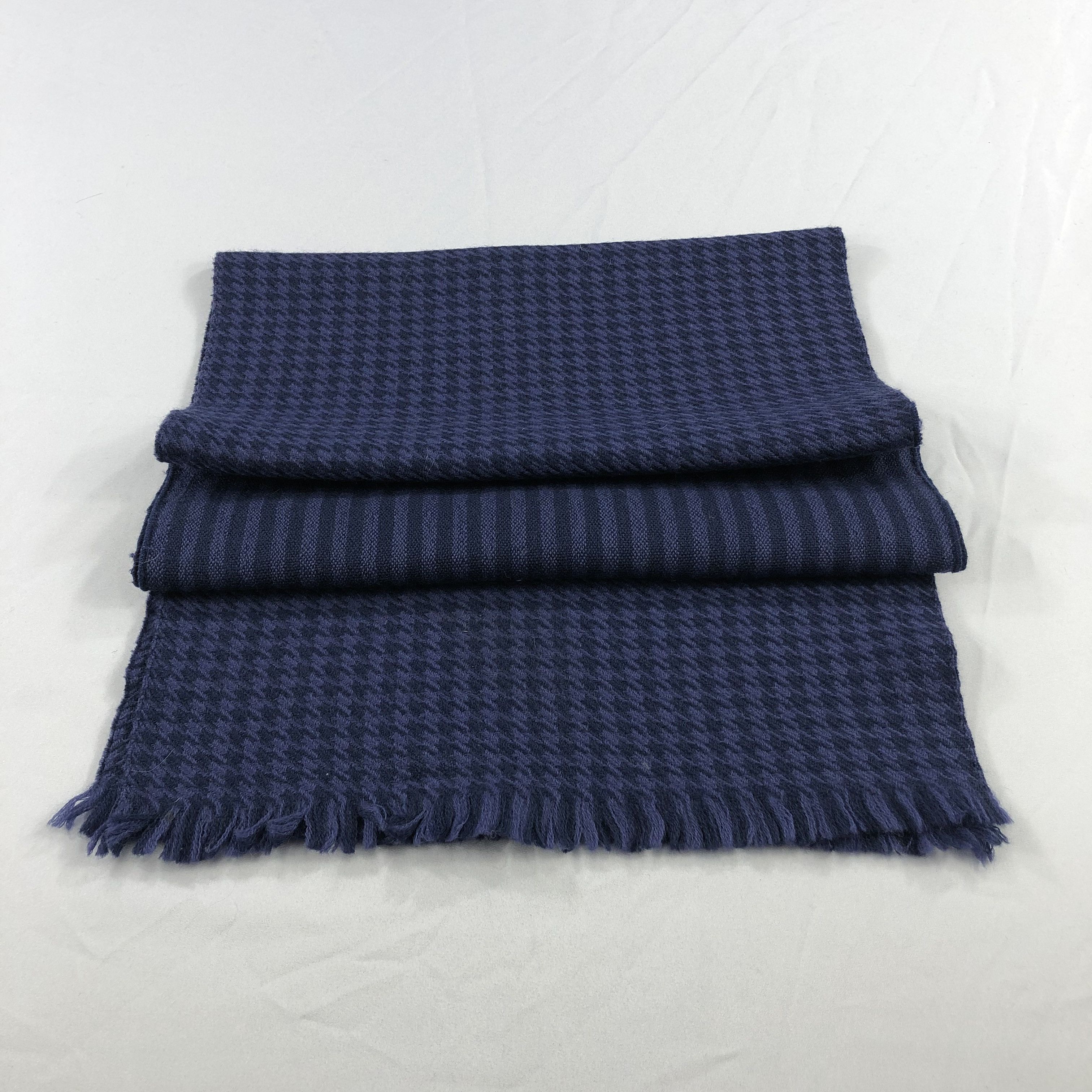 Michiko Koshino Michiko Koshino Houndstooth Wool Scarf Muffler V997 Size ONE SIZE - 1 Thumbnail