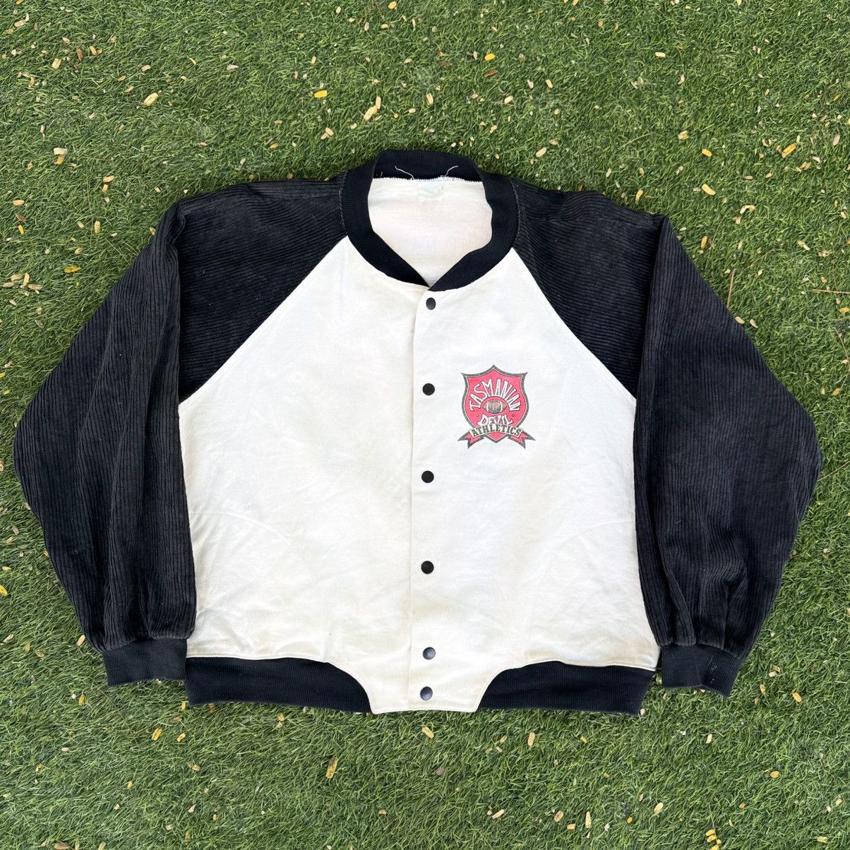 Vintage Vintage 1992 Looney Tunes Tasmanian Devil Varsity Jacket Size US XL / EU 56 / 4 - 2 Thumbnail