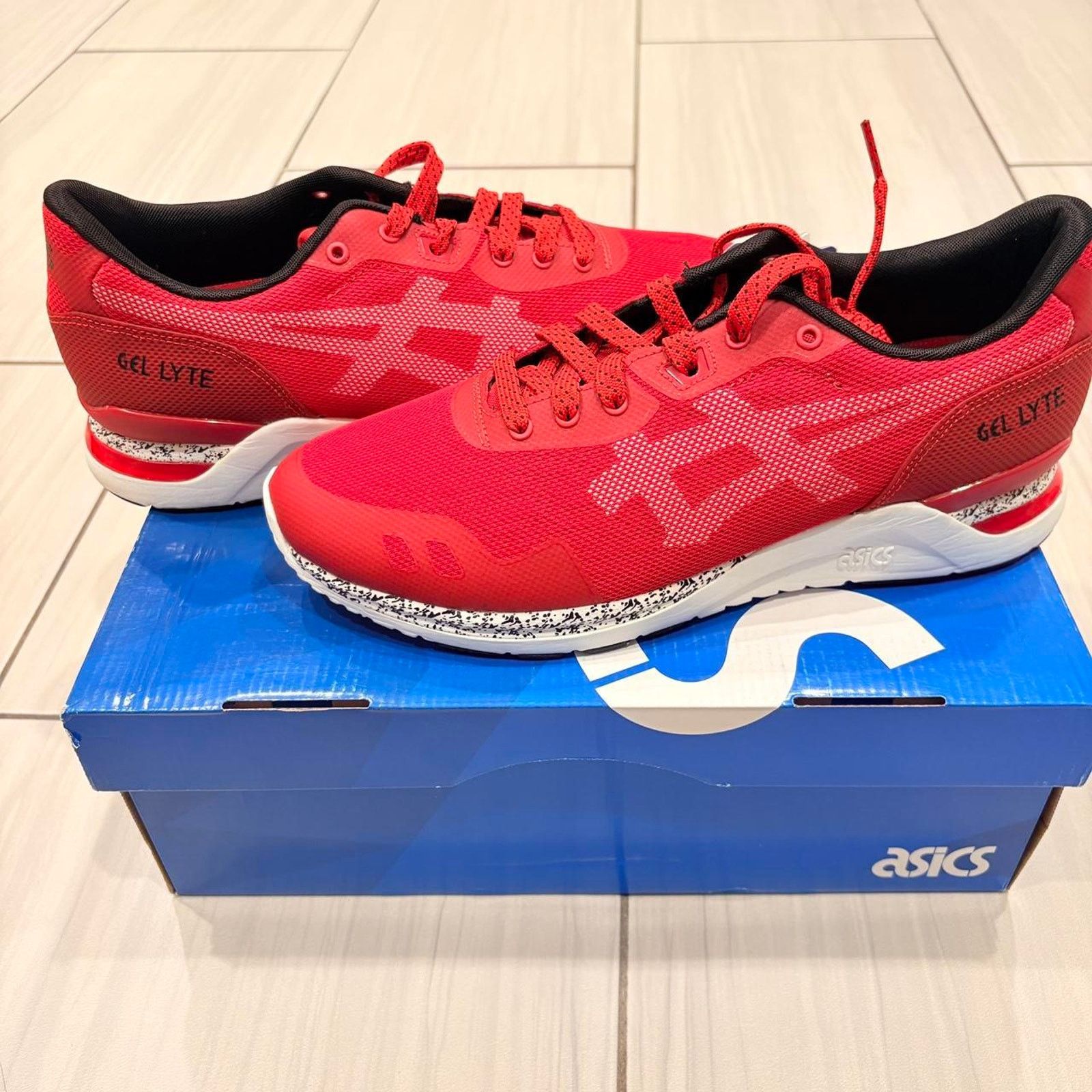 Asics Asics Gel Lyte 2301 Red White Size US 8.5 / EU 41-42 - 1 Thumbnail