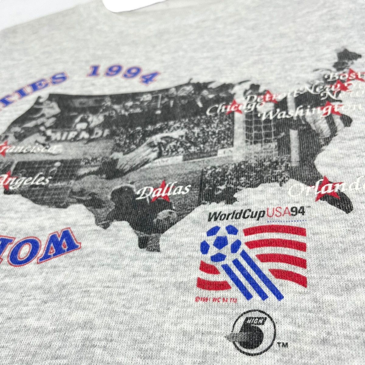 Vintage Vintage 90s Football World Cup USA 1994 Sweatshirt Size US M / EU 48-50 / 2 - 7 Thumbnail