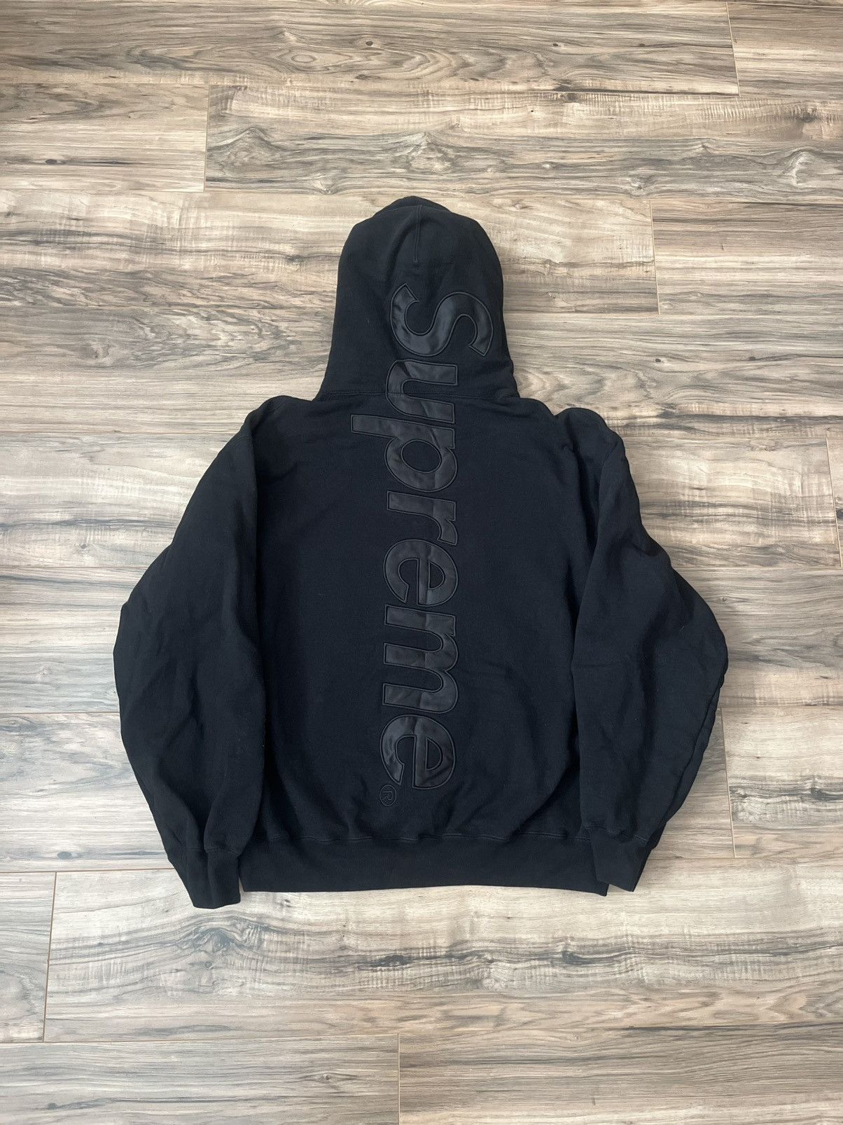 Supreme Supreme Satin Appliqué Hooded Sweatshirt Size US L / EU 52-54 / 3 - 1 Thumbnail