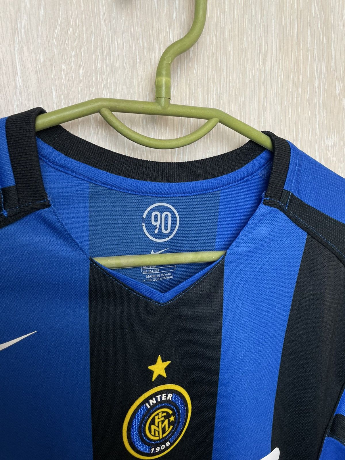 Nike Inter Milan Vintage Nike Jersey 18-20Years Size US S / EU 44-46 / 1 - 6 Thumbnail