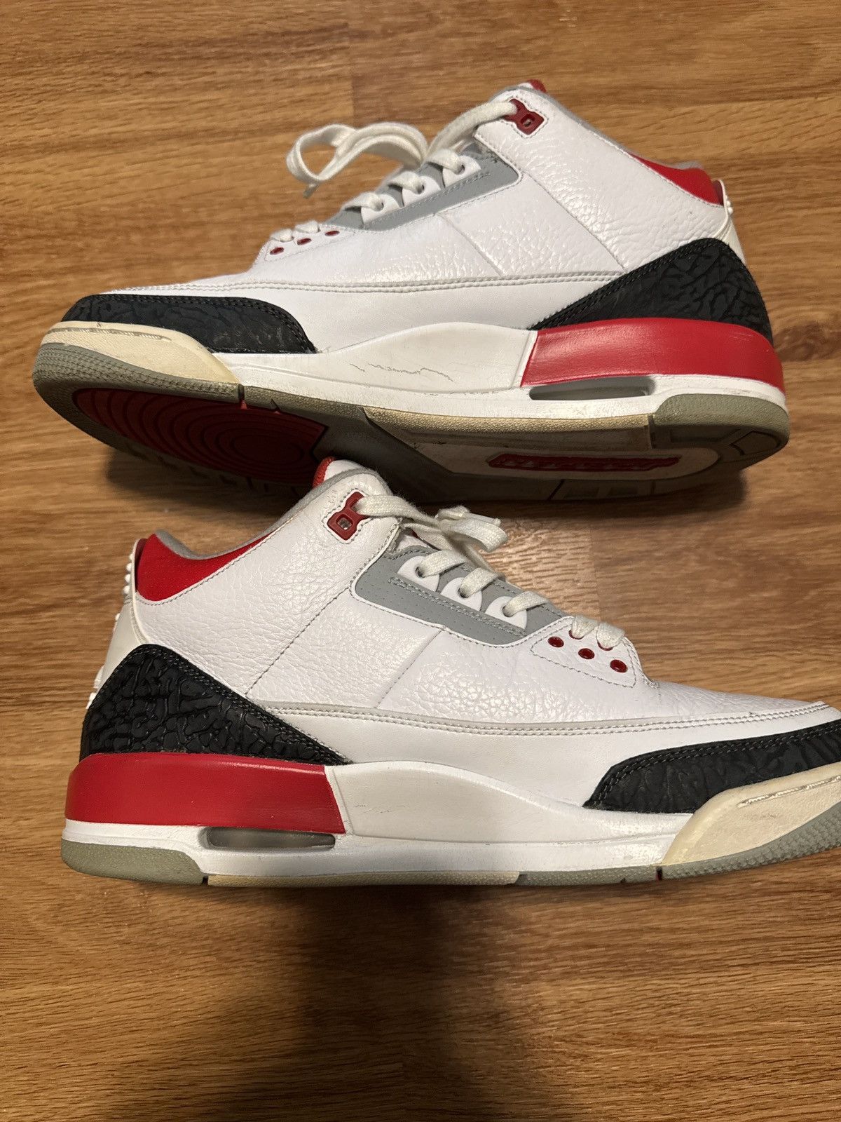 Jordan Brand Air Jordan Retro 3 Fire Red Size US 11 / EU 44 - 4 Thumbnail
