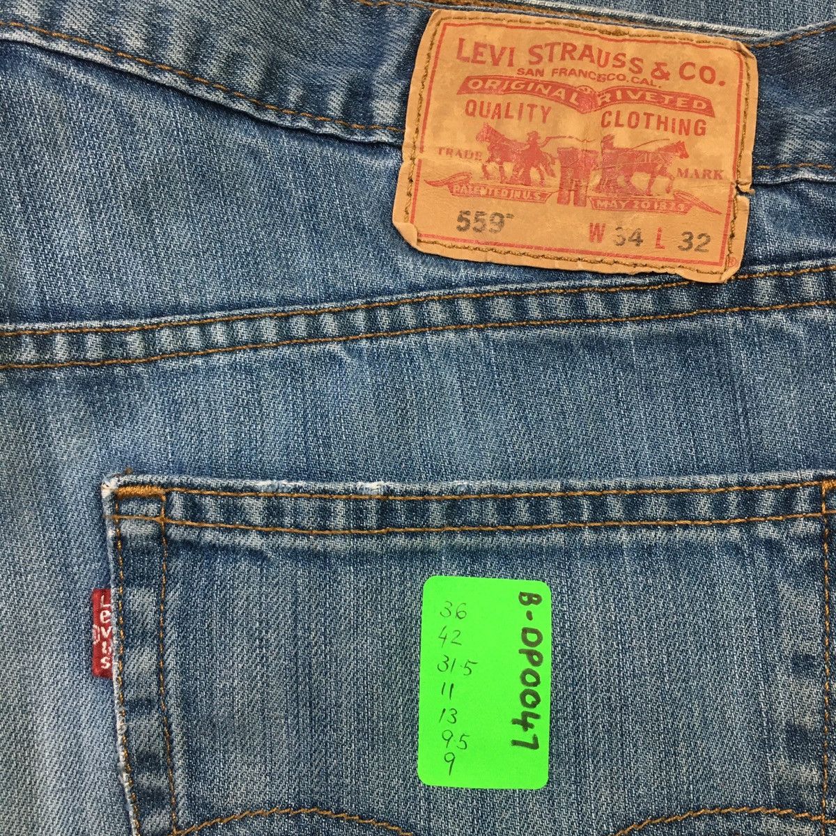 Levi's × Levi's Vintage Clothing × Vintage Levis 559 Washed Blue Vintage Style Jeans Size US 36 / EU 52 - 12 Thumbnail