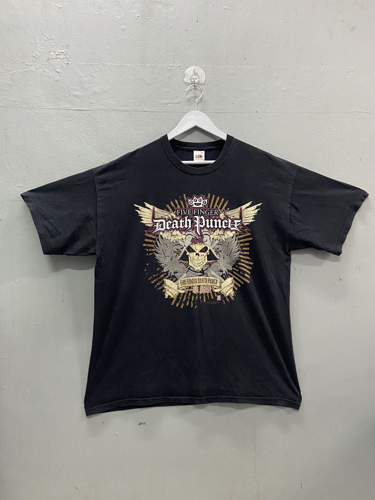 Band Tees FIVE FINGER DEATH PUNCH 2010 TEE SHIRT Size US XL / EU 56 / 4 - 1 Thumbnail