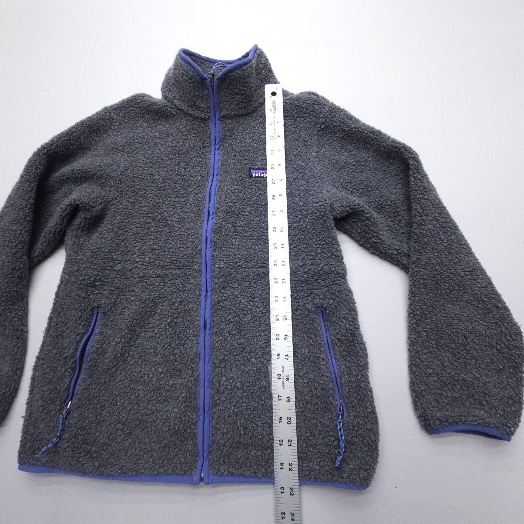 Patagonia Patagonia Reclaimed Fleece Jacket Womens XS Gray Solid Logo Zip Jacket Size XS / US 0-2 / IT 36-38 - 7 Thumbnail