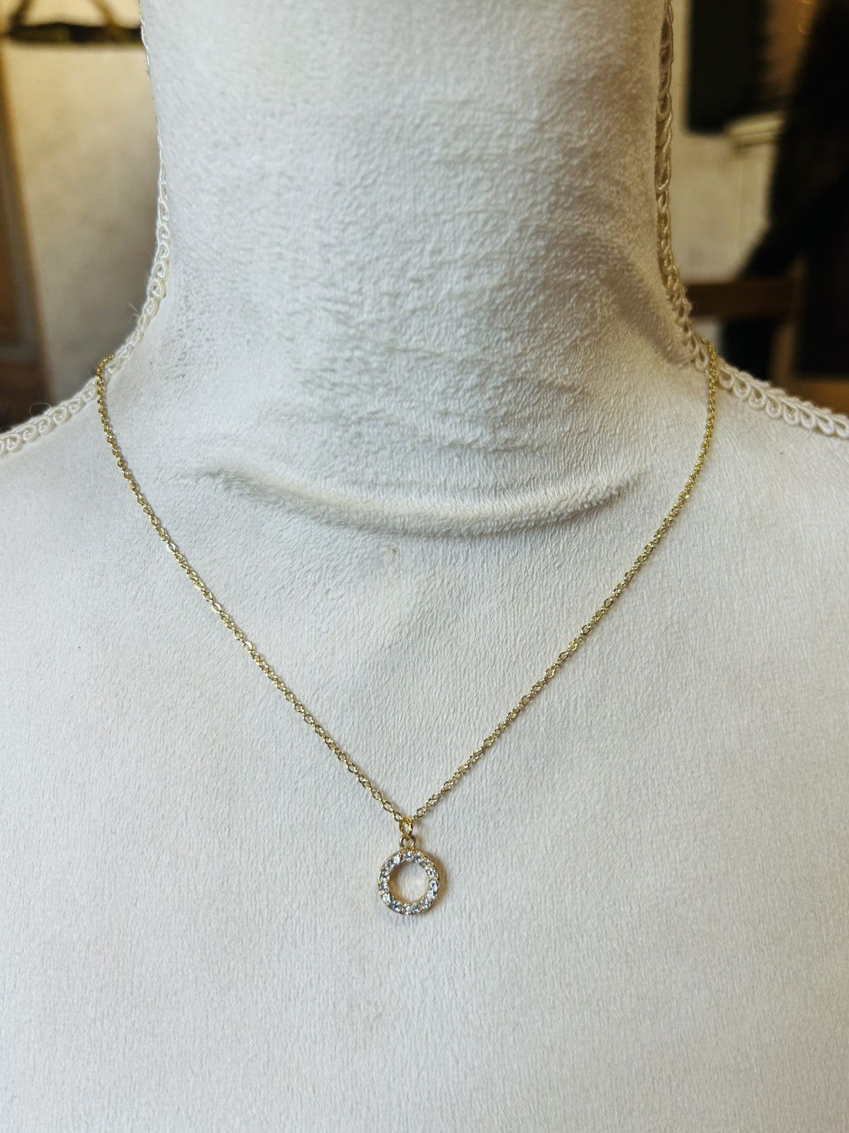 Handmade Handcrafted vintage sparkle rhinestone halo pendant necklace Size ONE SIZE - 2 Thumbnail
