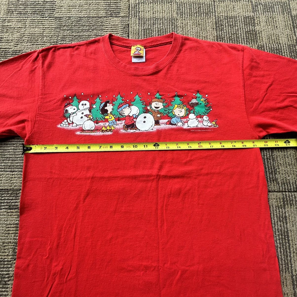 Vintage Vtg Y2K The Peanuts Charlie Brown Snow Graphic T-shirt Size US L / EU 52-54 / 3 - 5 Thumbnail