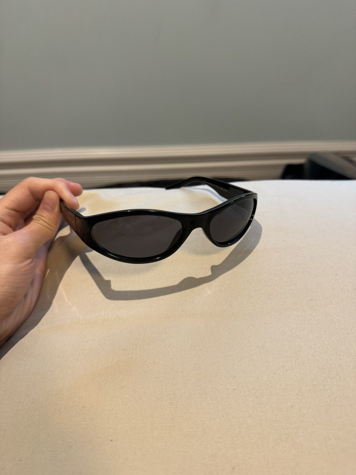 Other MELLER BLACK WRAP AROUND SUNGLASSES Size ONE SIZE - 2 Thumbnail