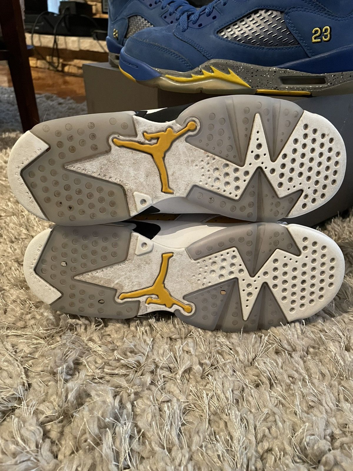Jordan Brand Jordan 6 Yellow Ochre Size US 6 / IT 36 - 7 Thumbnail