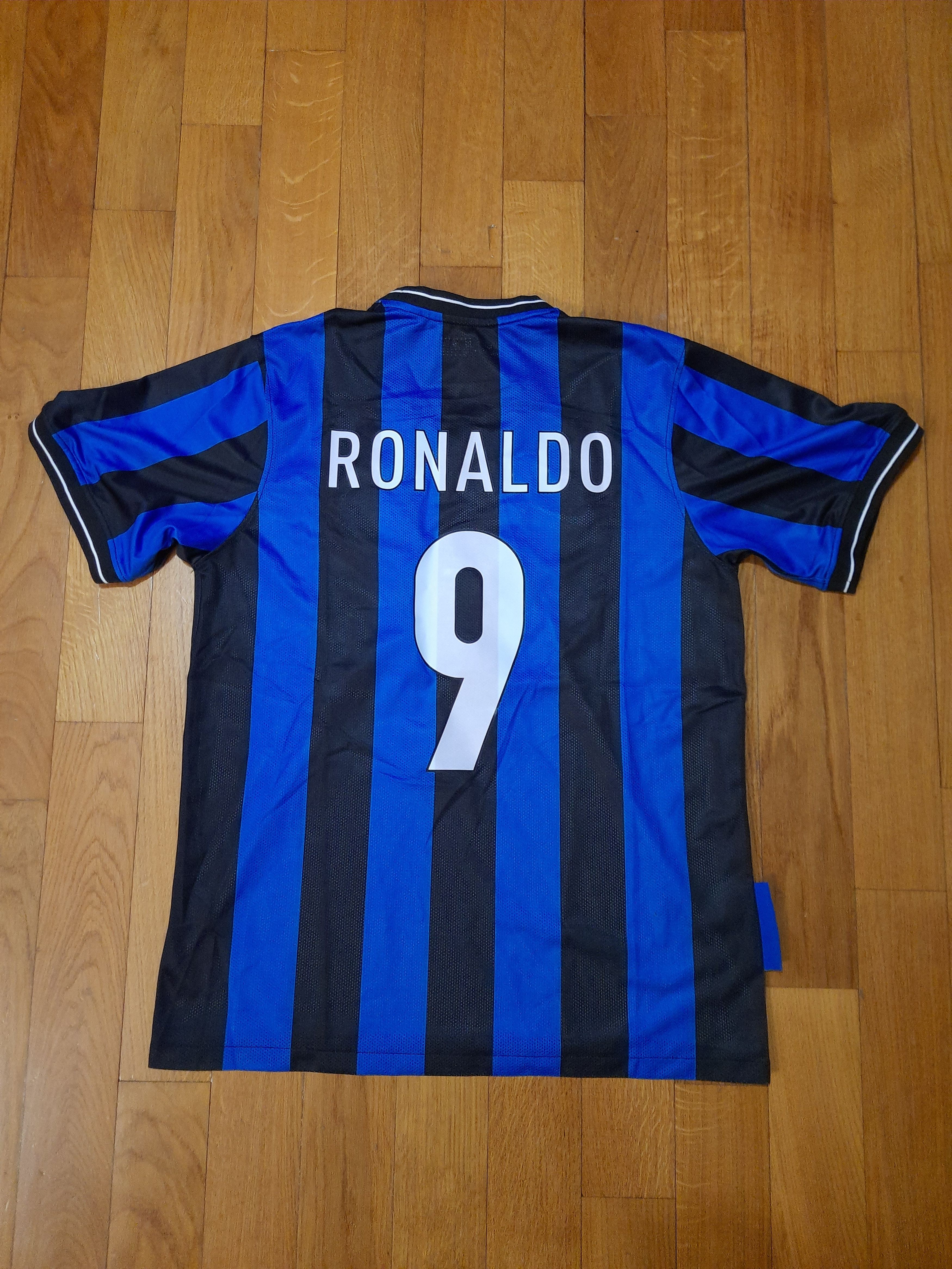Other Inter Milan Ronaldo Football Soccer Jersey Size US L / EU 52-54 / 3 - 1 Thumbnail