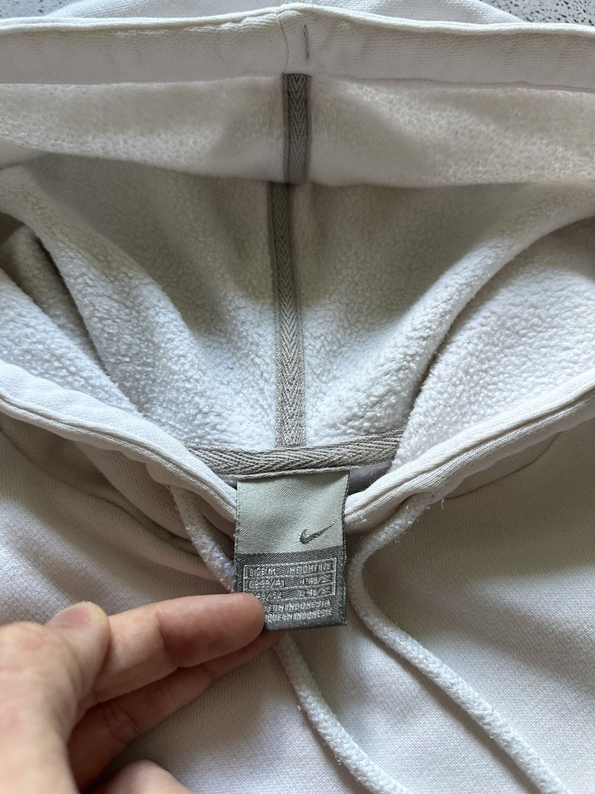 Nike Vintage Nike Boxy Fit Hoodie Center Logo Teddy White Y2K USA Size US M / EU 48-50 / 2 - 3 Thumbnail