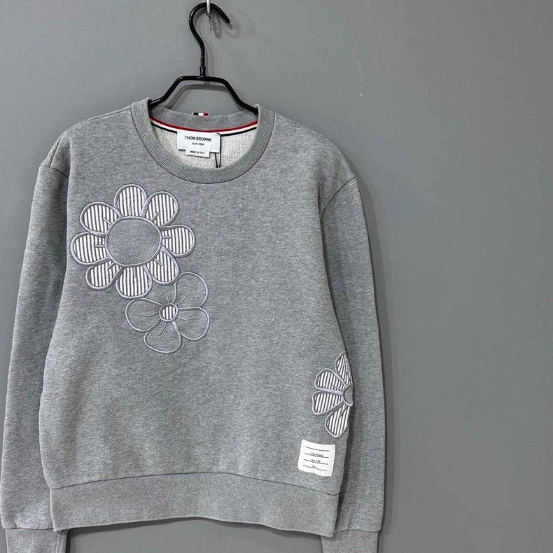 Thom Browne Thom Browne Floral gray sweatshirt 2505-Nextarrow Size US S / EU 44-46 / 1 - 2 Thumbnail