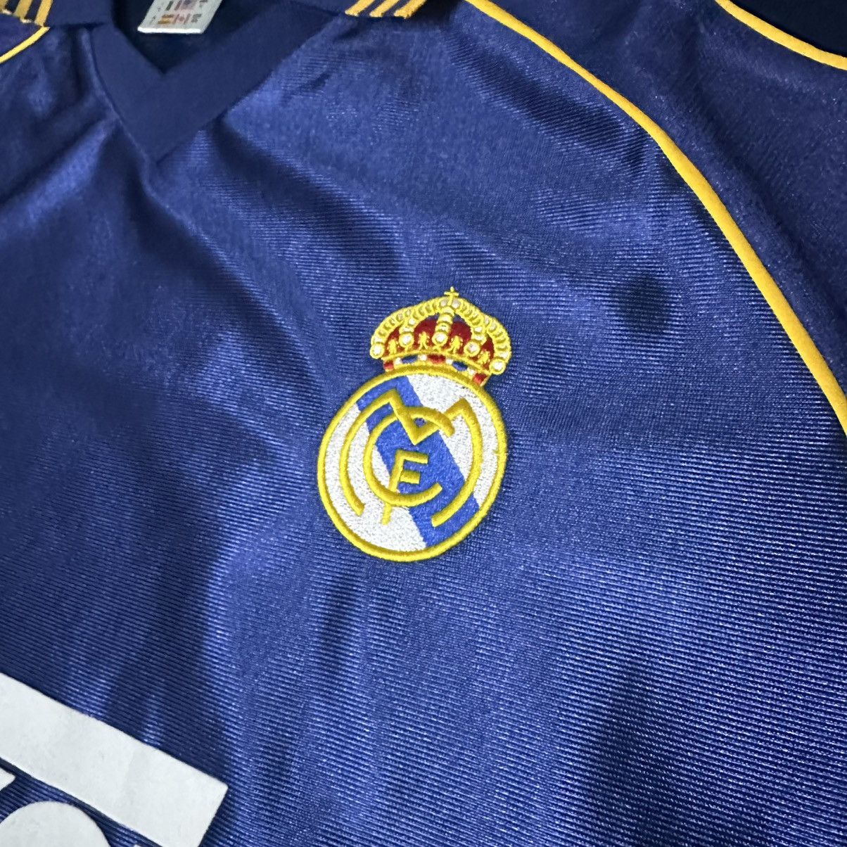 Adidas × Vintage Adidas Real Madrid 1998-99 retro Third kit . Size US L / EU 52-54 / 3 - 8 Thumbnail