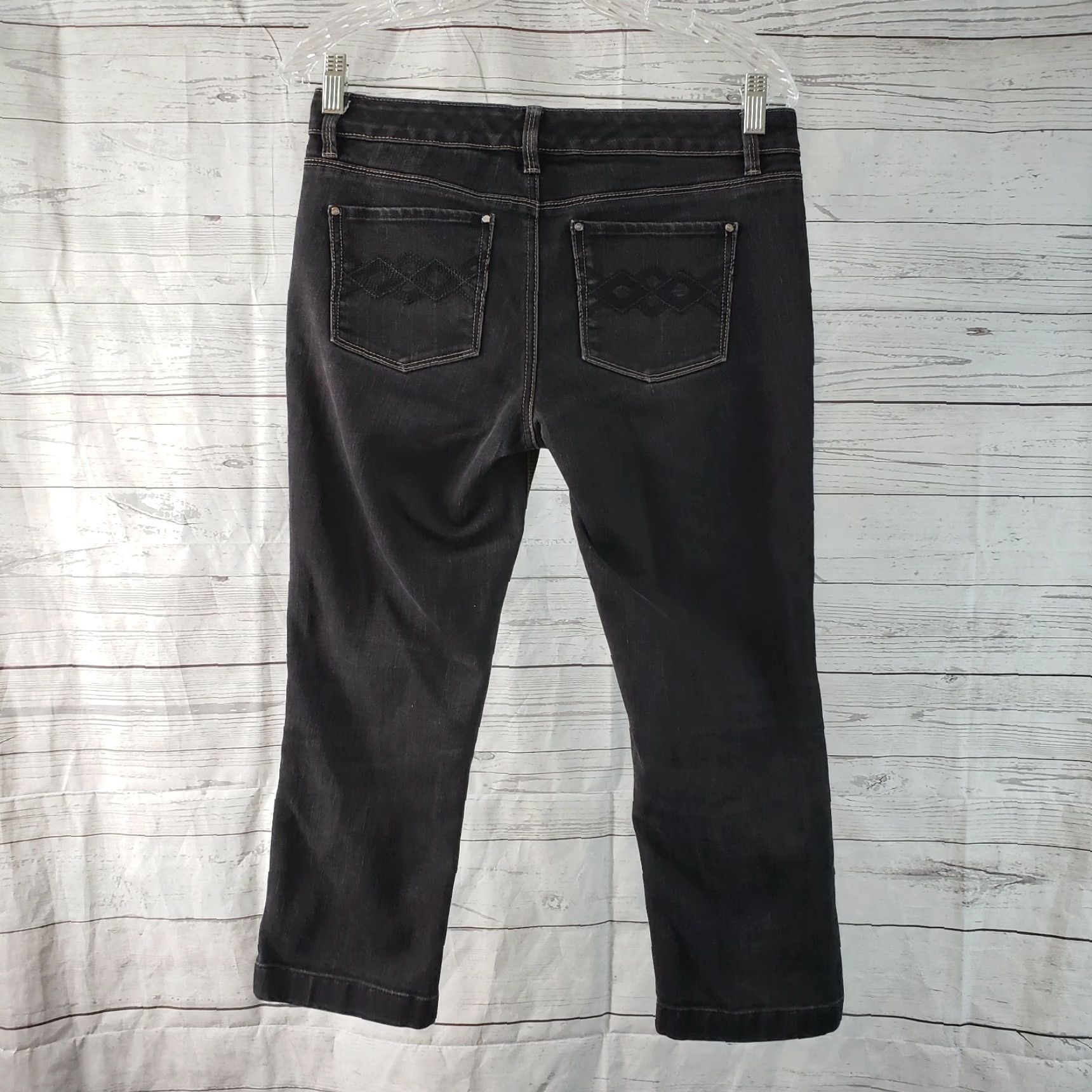 White House Black Market VINTAGE White House Black Market Womens Cropped Jeans Sz 4 Black Low Rise Denim Inseam 22in Mary Context: none Size 27" / US 4 / IT 40 - 3 Thumbnail