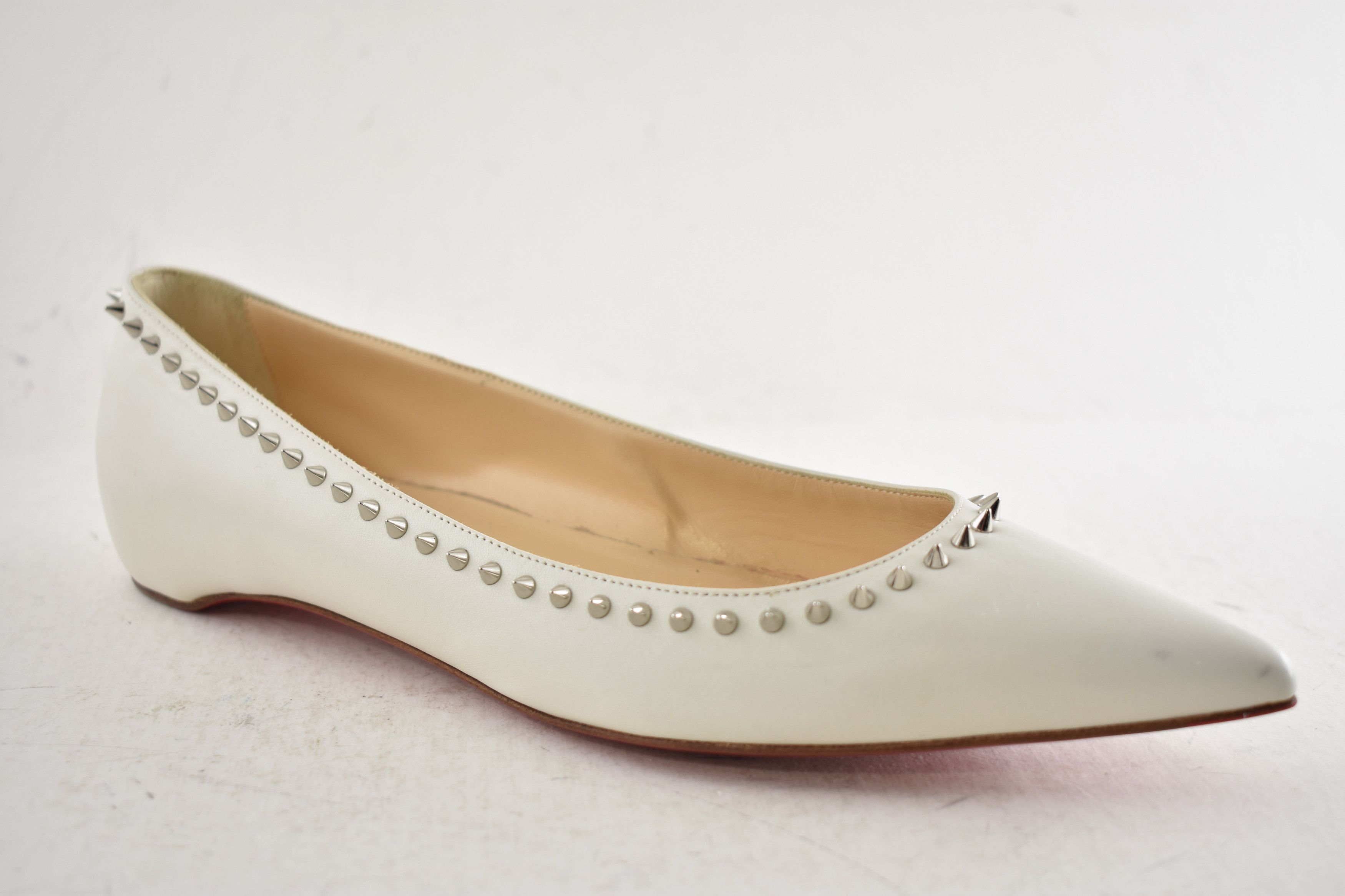Christian Louboutin Anjalina Flat White Snow Leather Spike Pointed Ballerina 38 Size US 8 / IT 38 - 6 Thumbnail