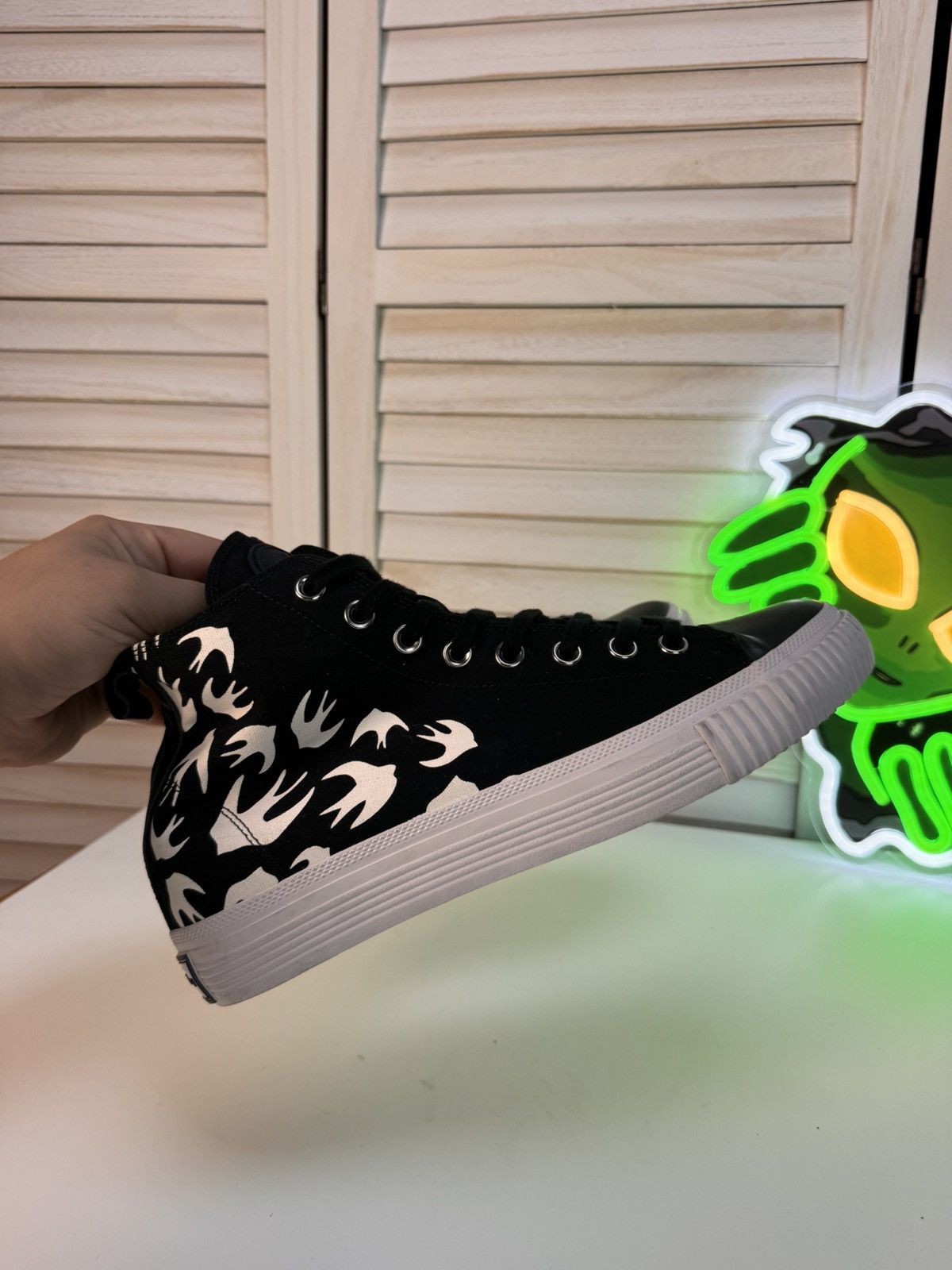 Alexander McQueen McQ Alexander McQueen Swallow Vulc High Sneakers | EU 42 Size US 8 / EU 41 - 3 Thumbnail