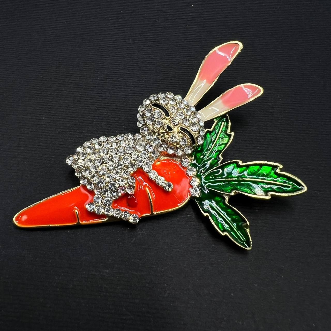 Vintage Cute Bunny Brooch Carrot Crystal Rhinestone Pin Funny Gift Size ONE SIZE - 5 Thumbnail