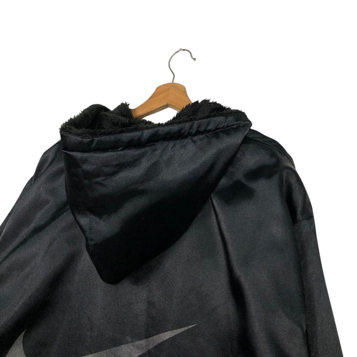 Nike 🔥VINTAGE NIKE LONG JACKET BLANKET BIG SWOOSH BACK HIT Size US L / EU 52-54 / 3 - 11 Thumbnail