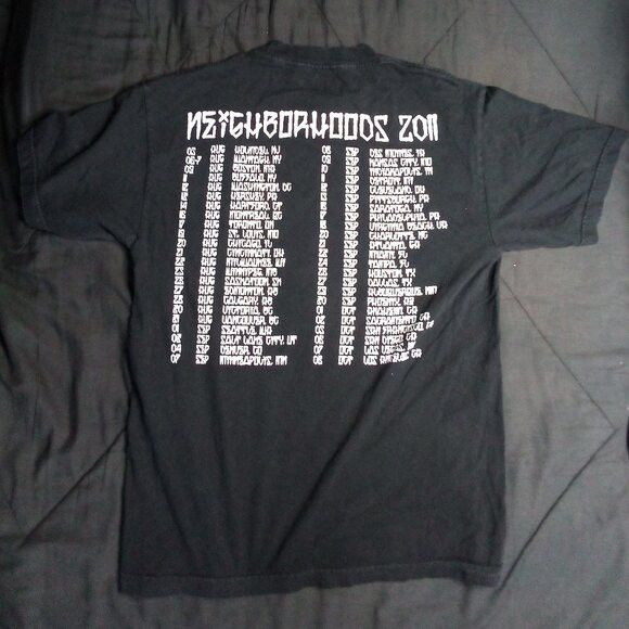 Band Tees Blink-182 Neighborhoods Tour 2011 T-Shirt Size US M / EU 48-50 / 2 - 5 Thumbnail
