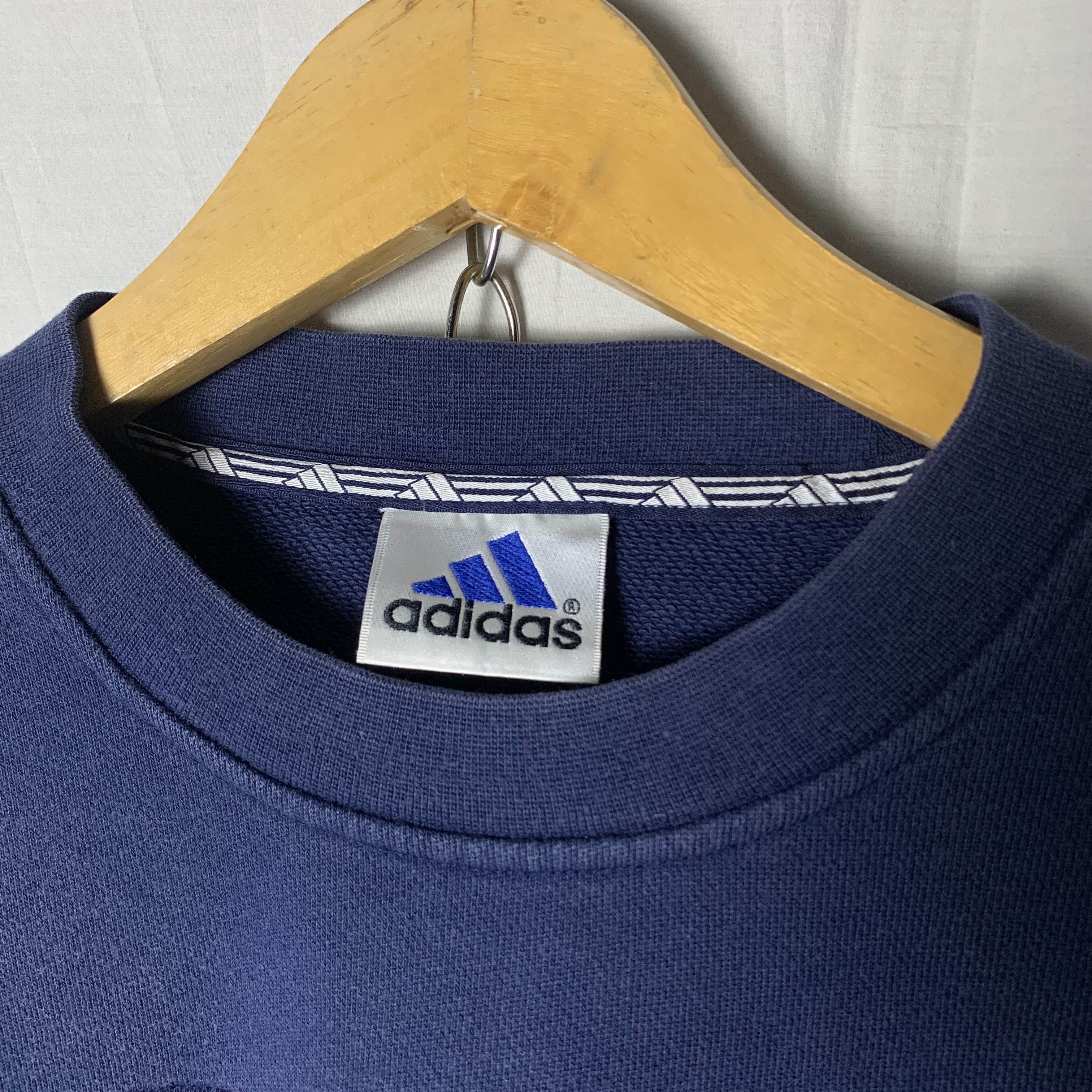 Adidas Adidas Trefoil Three Stripes Sweatshirt Crewneck Size US M / EU 48-50 / 2 - 6 Thumbnail
