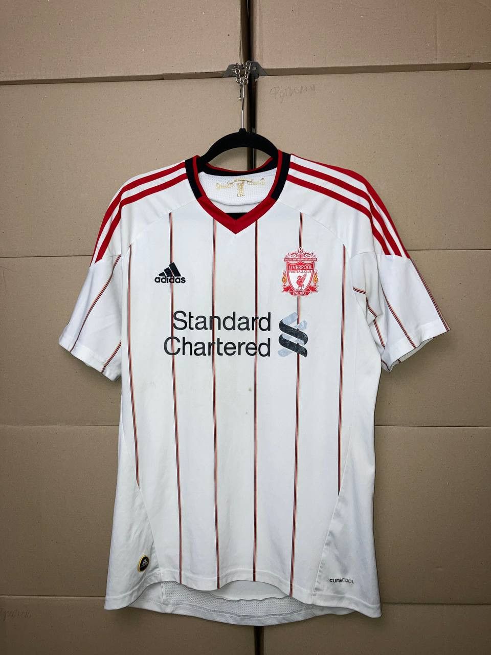 Adidas LIVERPOOL 2010 2011 AWAY FOOTBALL SHIRT SOCCER JERSEY ADIDAS Size US M / EU 48-50 / 2 - 1 Thumbnail