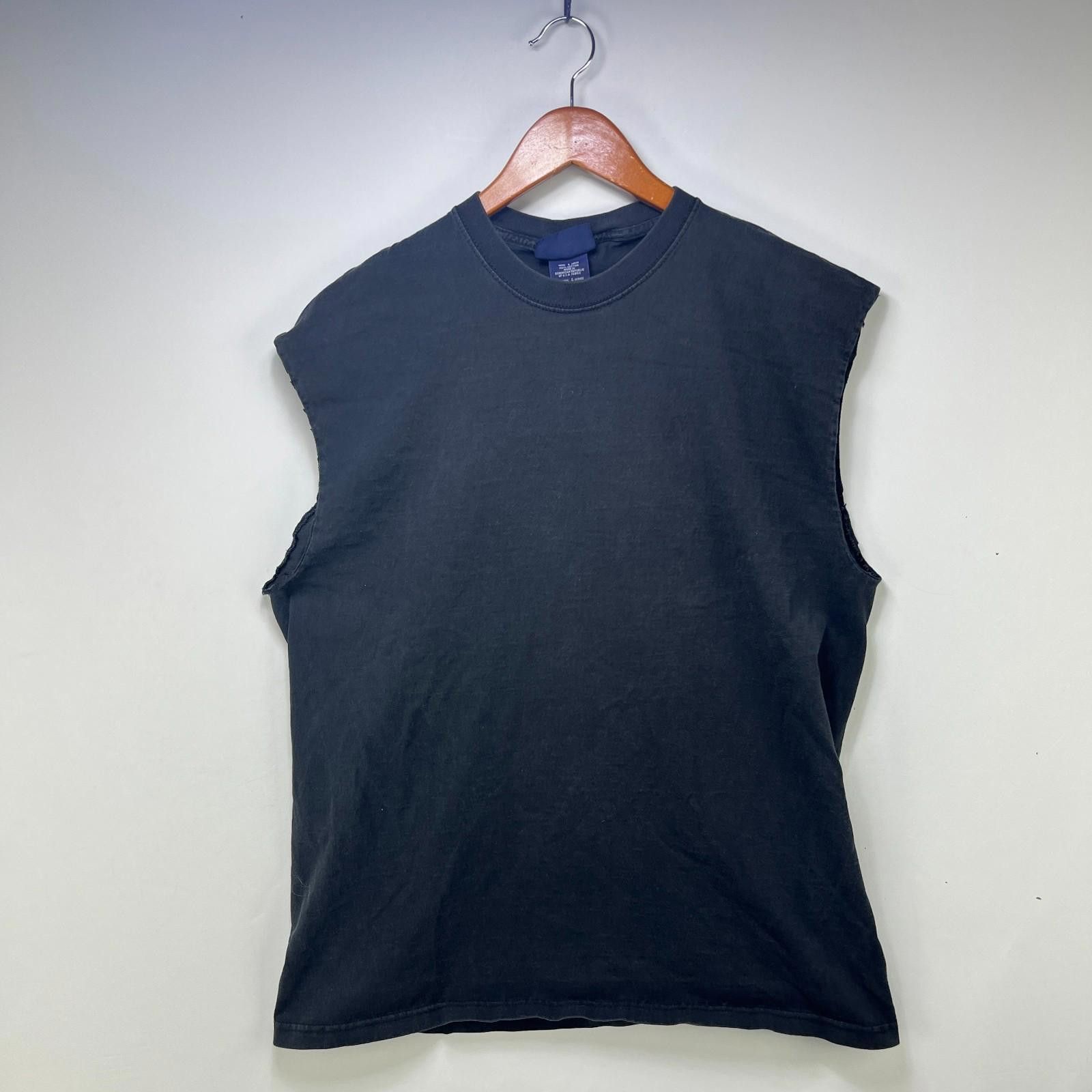 Vintage Vintage Sun Faded Blank Black Sleeveless Shirt Large Size US L / EU 52-54 / 3 - 1 Thumbnail
