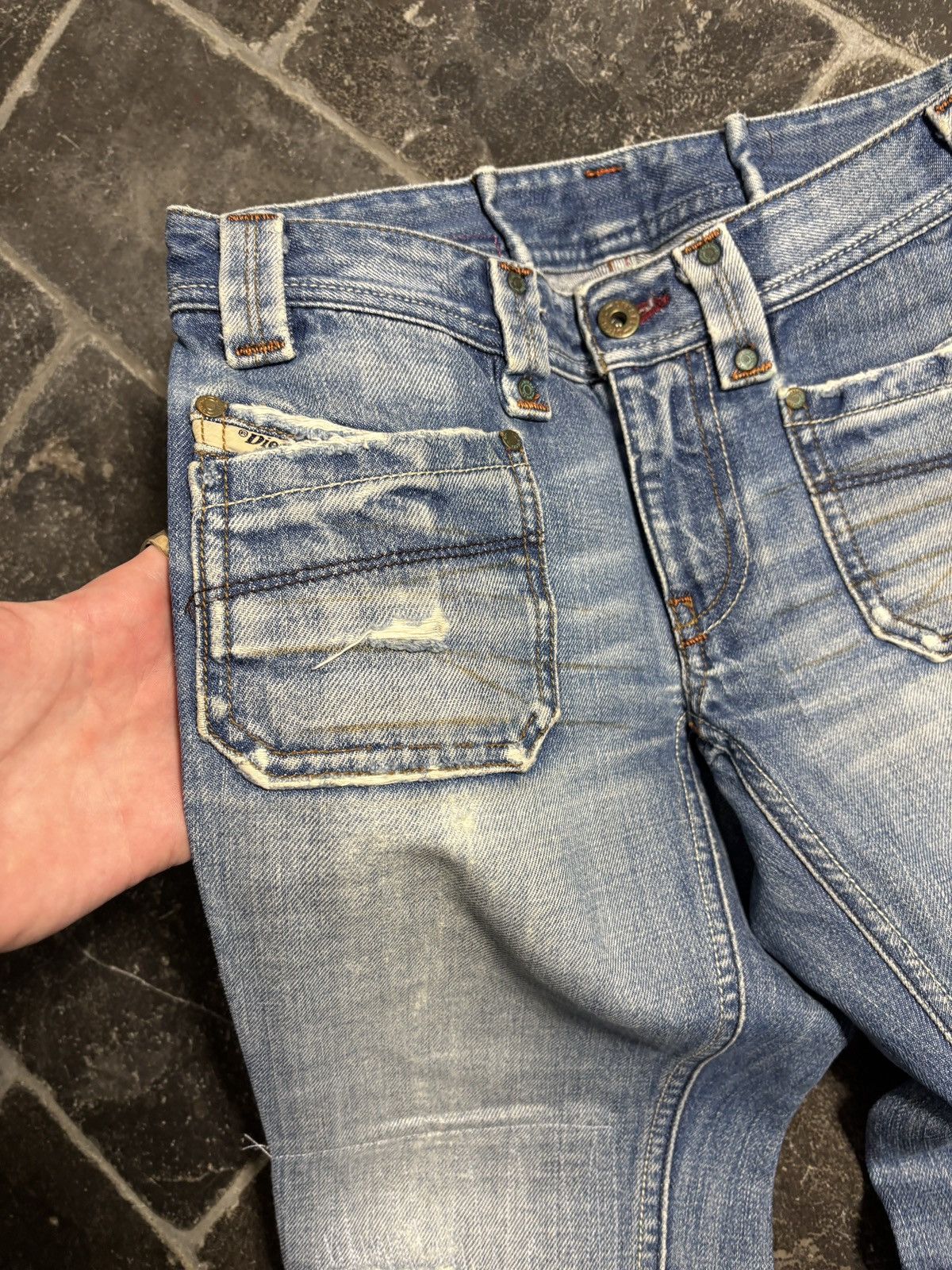 Diesel Vintage Diesel Jeans Y2K 2005 Made in Italy Denim Keate Blue Size 26" / US 2 / IT 38 - 7 Thumbnail