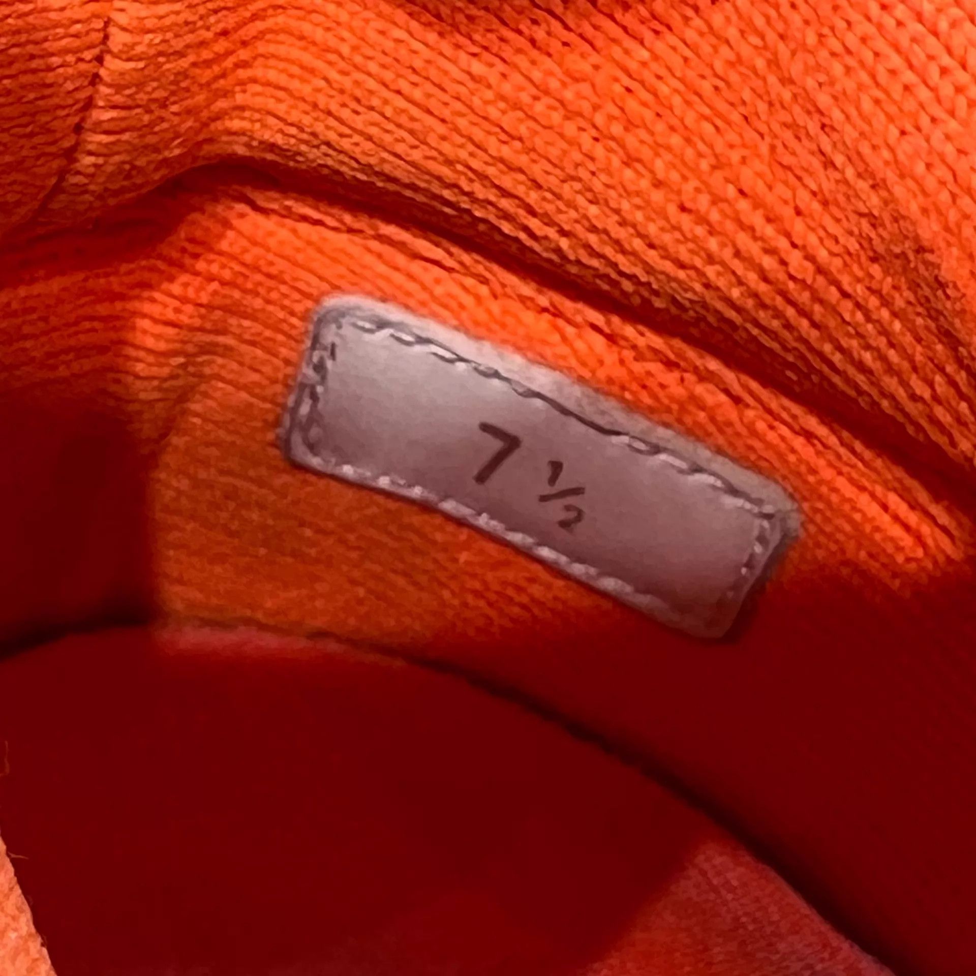 Louis Vuitton LV fluorescent orange sneaker UK7.5 41.5 Size US 8.5 / EU 41-42 - 8 Thumbnail
