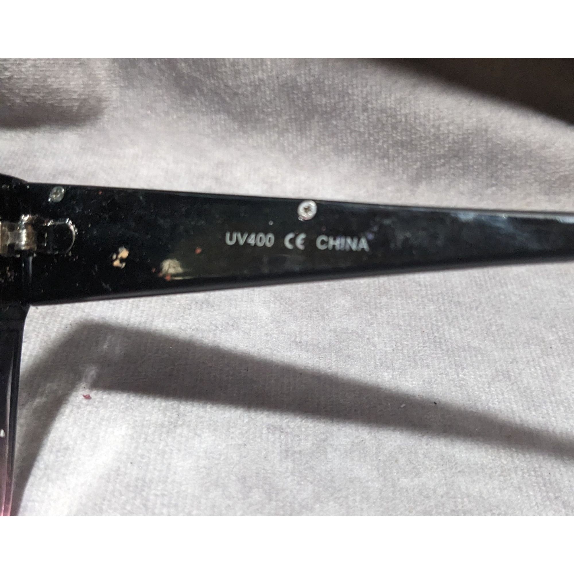 Other Shade Shaks Black And Pink Gold Accent Sunglasses Size ONE SIZE - 6 Thumbnail