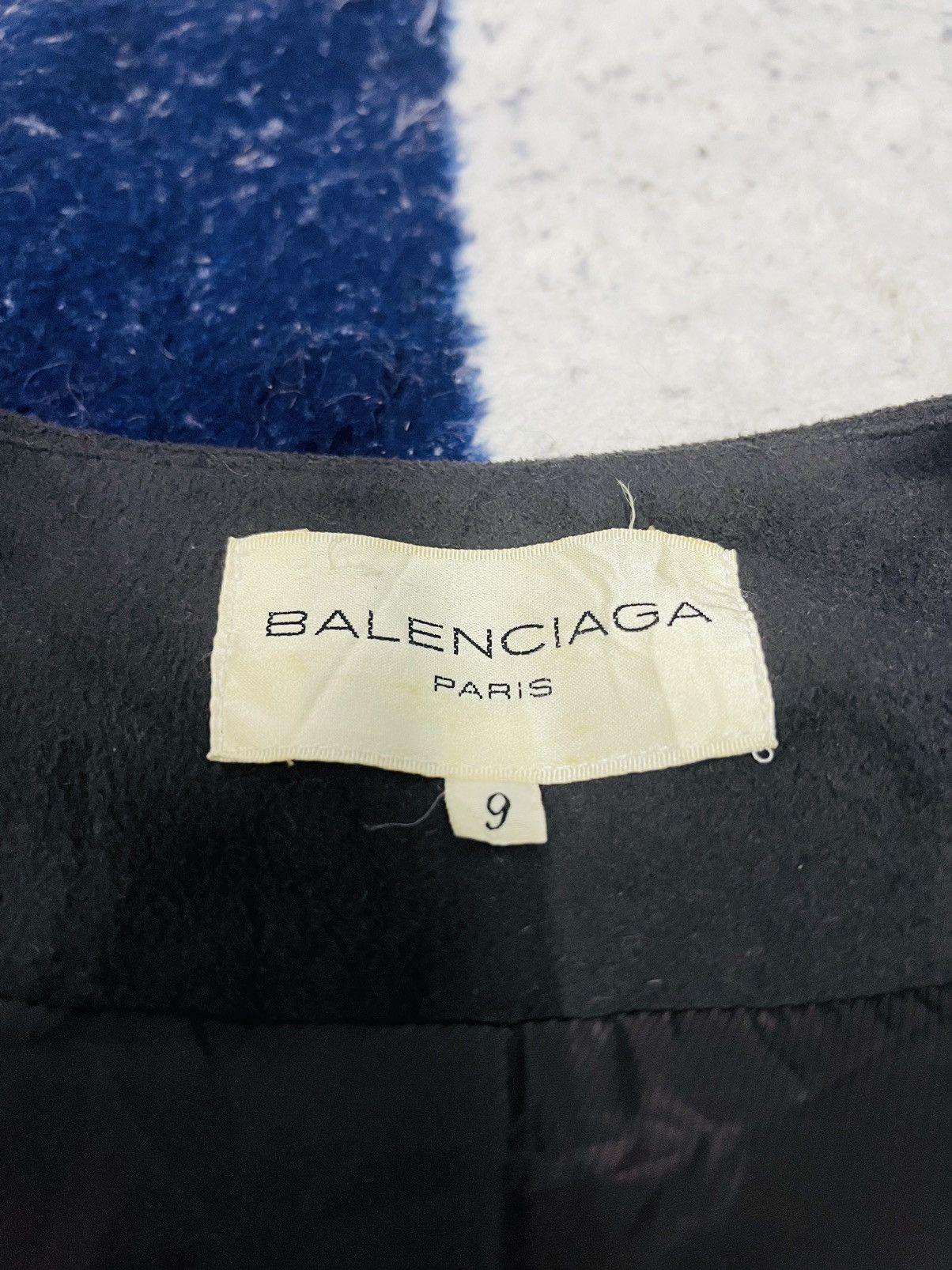 Balenciaga Balenciaga Neck Button Fleece Jacket Size L / US 10 / IT 46 - 4 Thumbnail