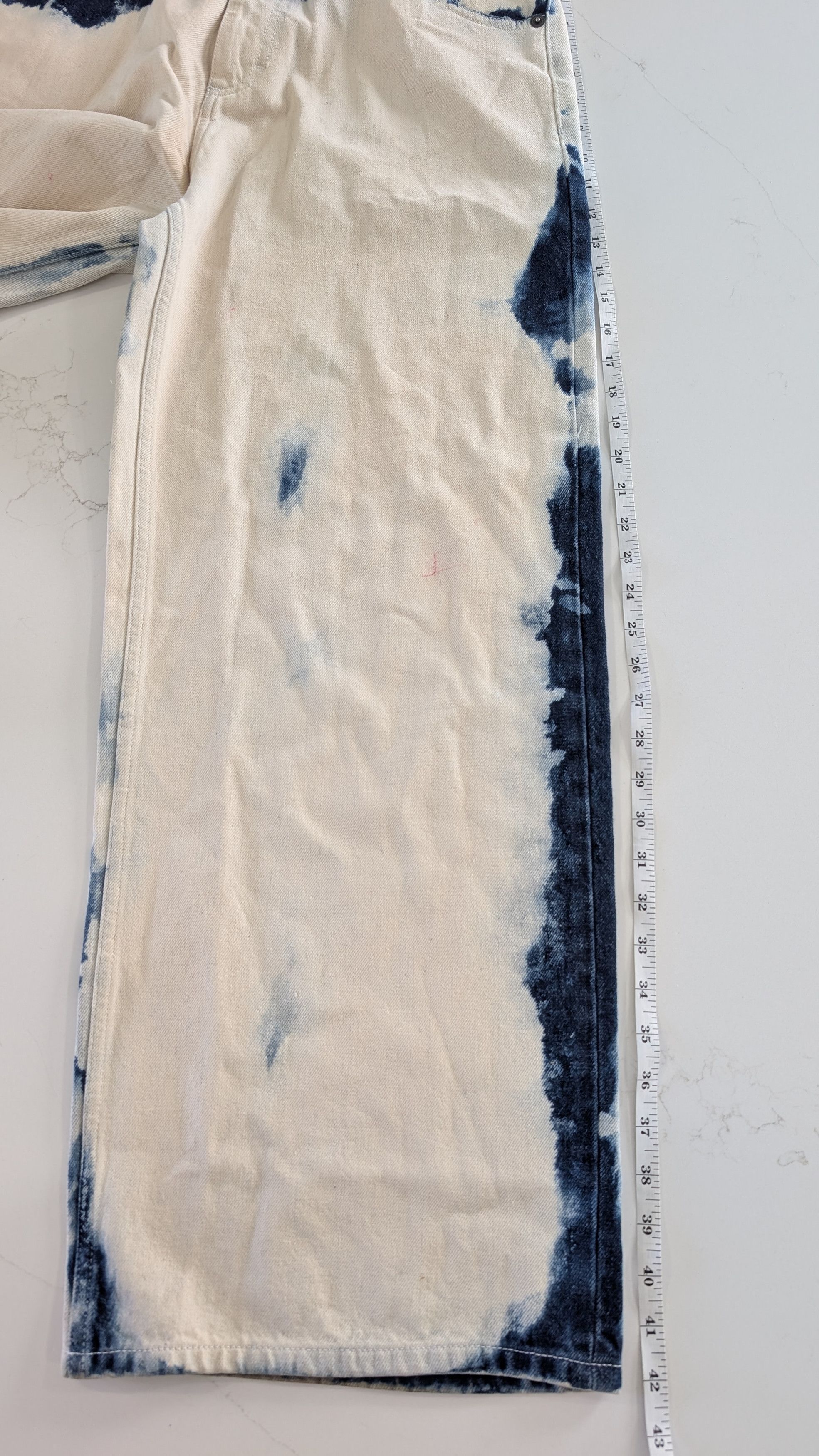 Charles Jeffrey LOVERBOY Charles Jeffrey LOVERBOY Bleached Wide Leg Jeans Size 30 Size US 30 / EU 46 - 12 Thumbnail