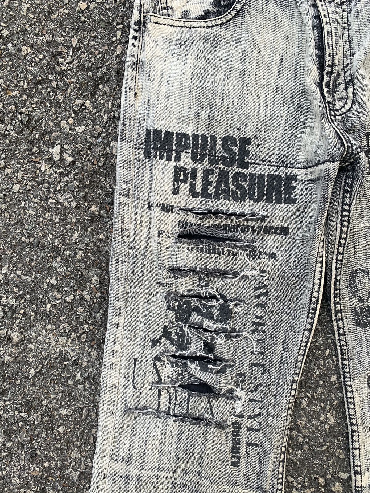If Six Was Nine × Japanese Brand × Le Grande Bleu (L.G.B.) FLARE IMPULSE PLEASURE FUNNY DEVIL SKULL DISTRESSED PANTS☠️🎌 Size US 33 - 9 Thumbnail