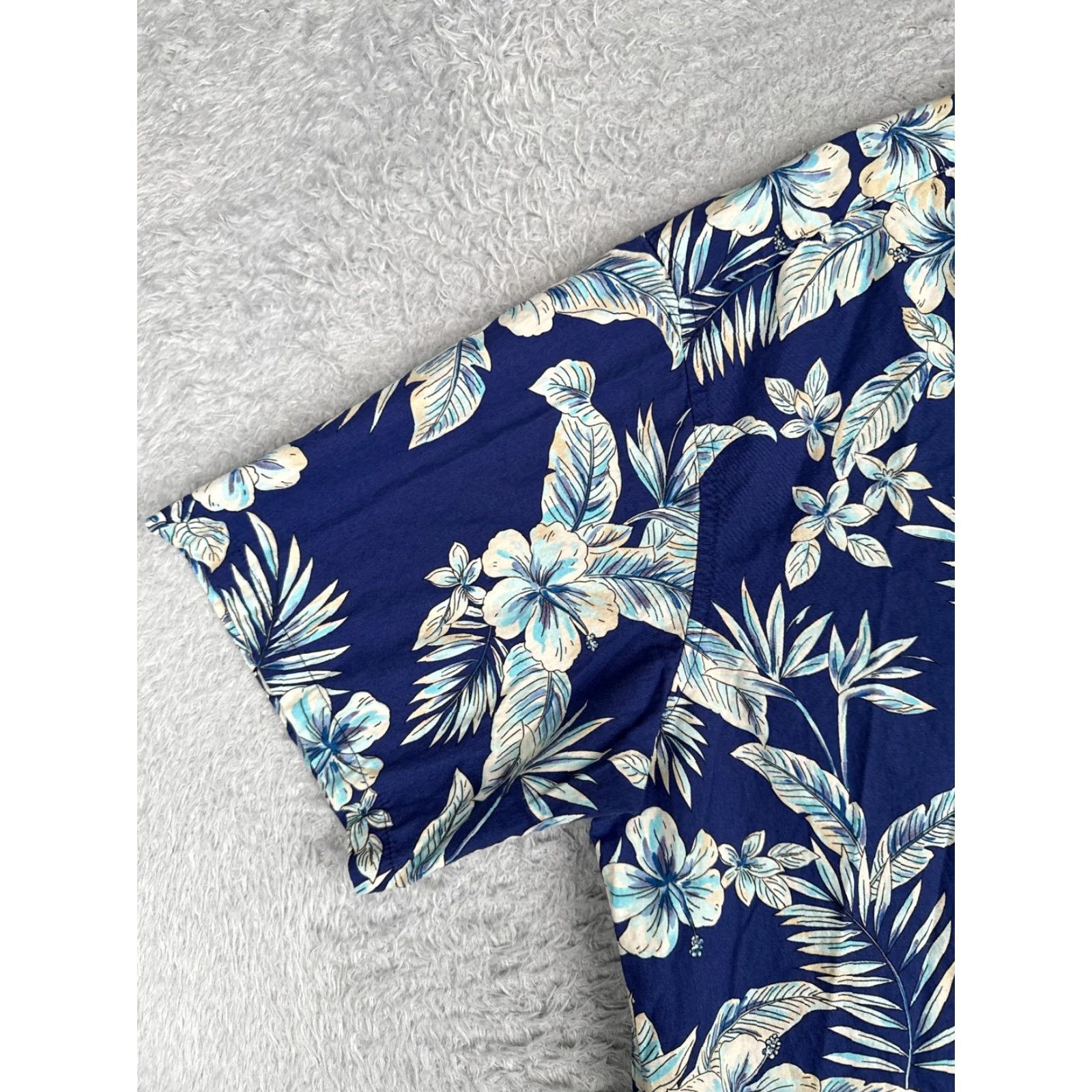 Vintage Cooke Street Shirt Men Blue Floral 100% Cotton Hawaiian Button-Up Short Sleeve Large L Bed Size US L / EU 52-54 / 3 - 3 Thumbnail