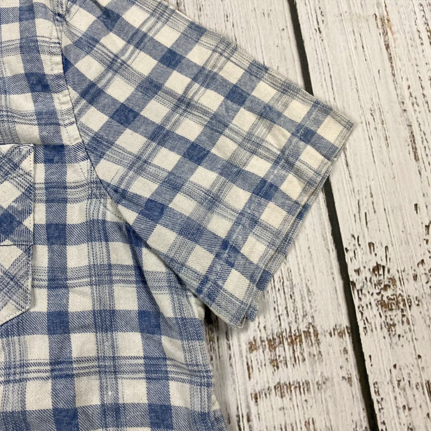 Buffalo David Bitton BUFFALO DAVID BITTON PLAID WESTERN SHIRT SHORT SLEEVE WHITE BLUE MENS SIZE M Size US M / EU 48-50 / 2 - 4 Thumbnail