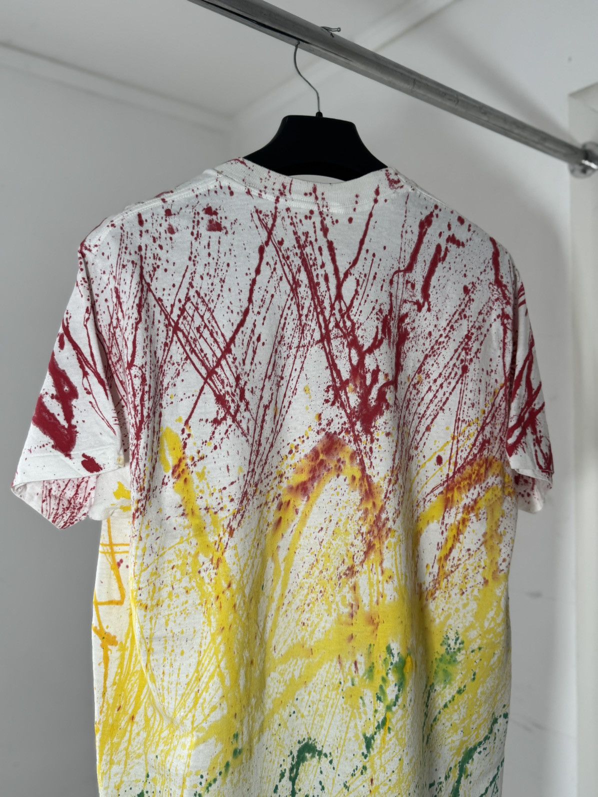 Art Comes First Vintage 90s Single Stitching Art Kisses Lips Tee Size US L / EU 52-54 / 3 - 8 Thumbnail