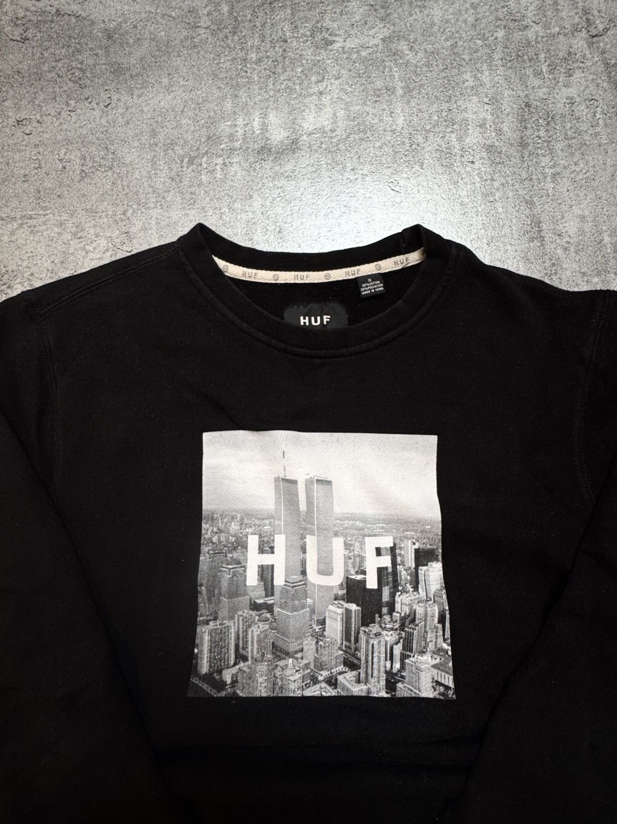 Huf × Vintage crewneck huf vintage y2k skate blockcore Size US S / EU 44-46 / 1 - 2 Thumbnail