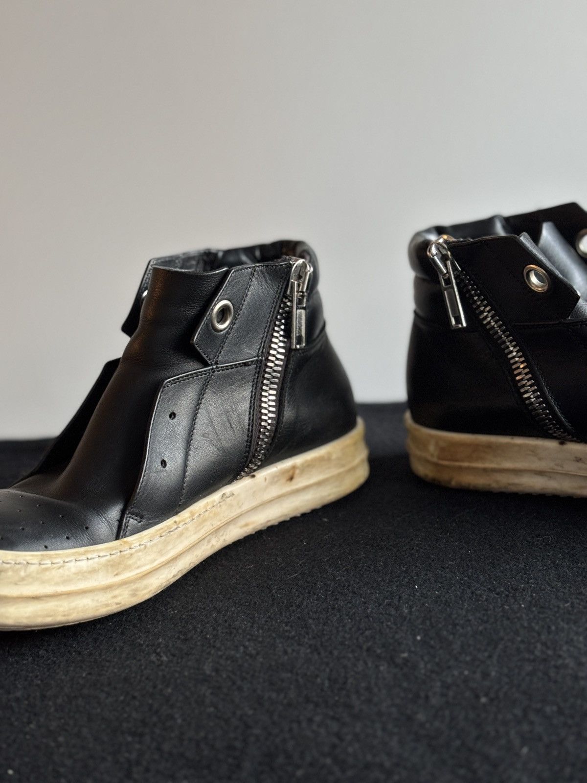 Rick Owens Rick Owens Island Dunk IT 35.5 rare Size US 5.5 / IT 35.5 - 5 Thumbnail