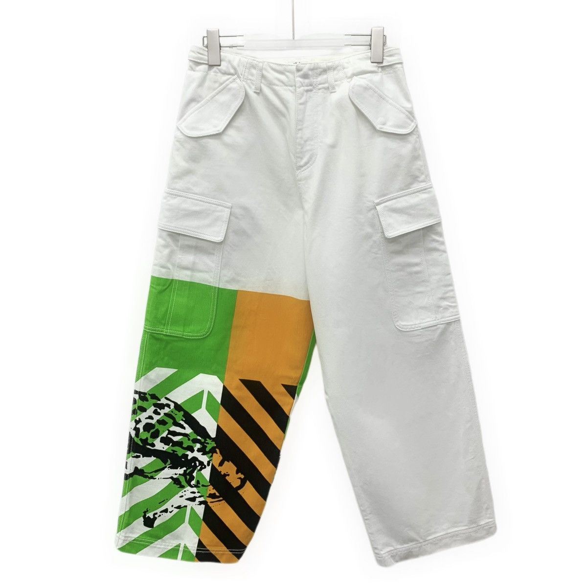 Dior Dior White Animal Graffiti Design Cargo Wide-leg Pants K26WX Size 27" / US 4 / IT 40 - 1 Thumbnail