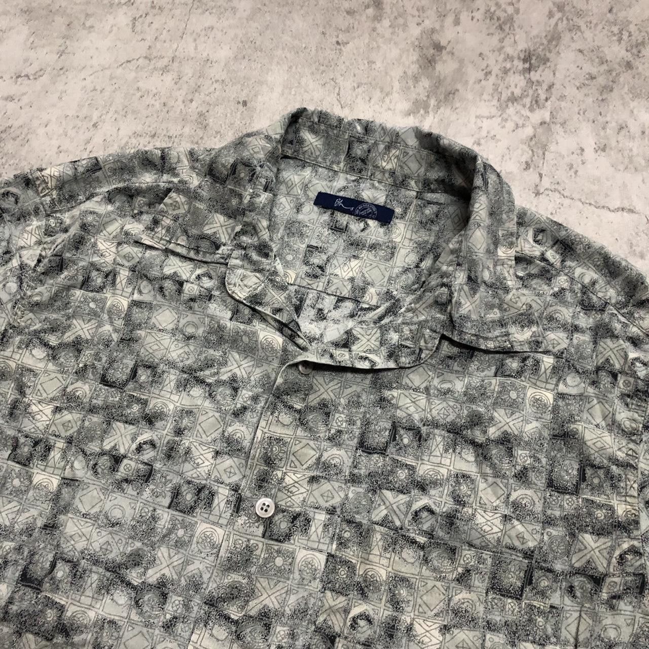 Other Grey and white button up shirt #mensfashion Size US M / EU 48-50 / 2 - 2 Thumbnail