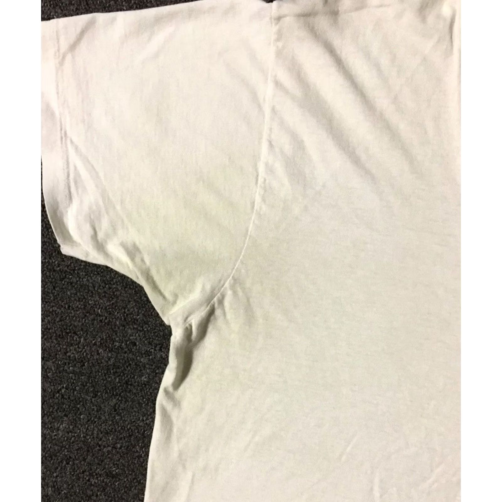 Hanes VINTAGE Hanes T-Shirt M White 90s Distressed V-Neck Shirt Mens Grunge Biker Punk Surf Skate PE 80s Size US M / EU 48-50 / 2 - 6 Thumbnail