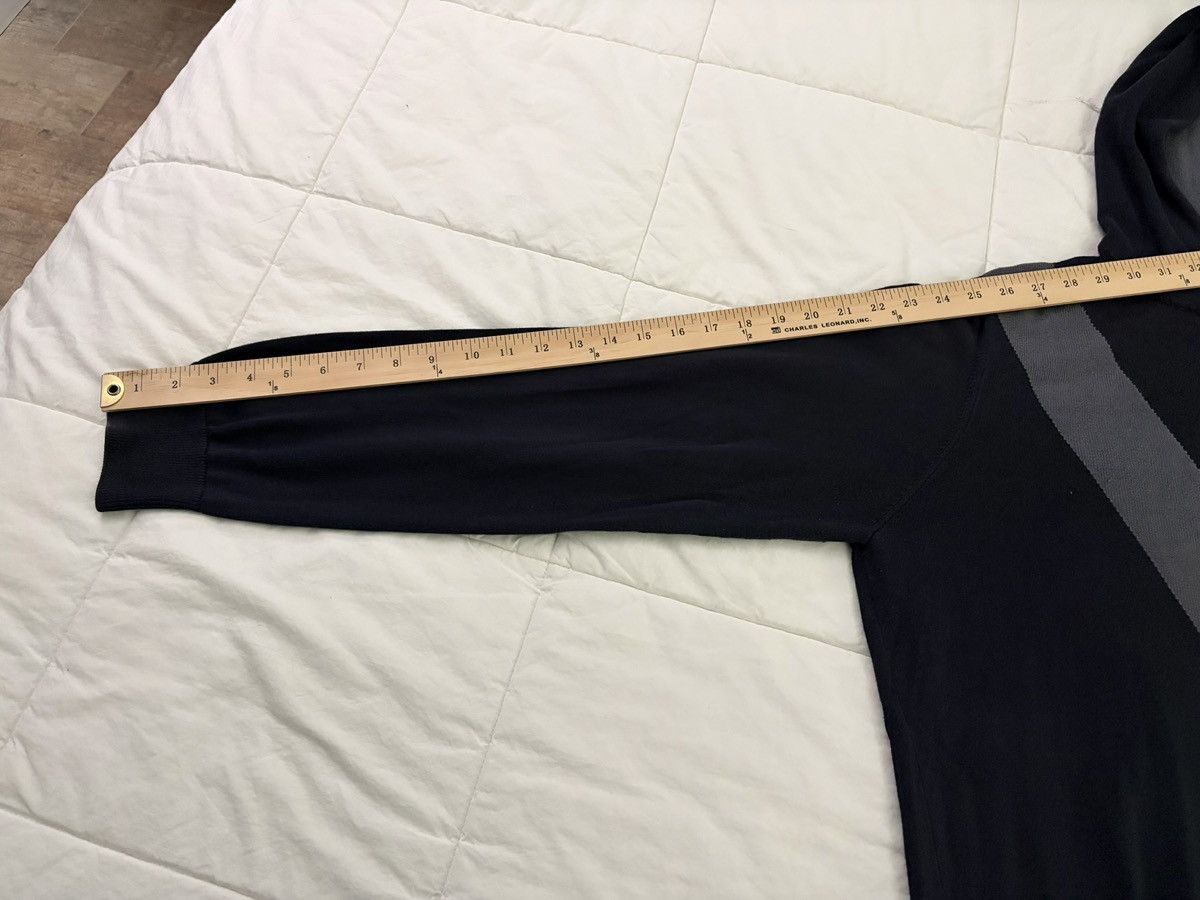 Louis Vuitton Louis Vuitton “V” Hoodie Size US XL / EU 56 / 4 - 5 Thumbnail