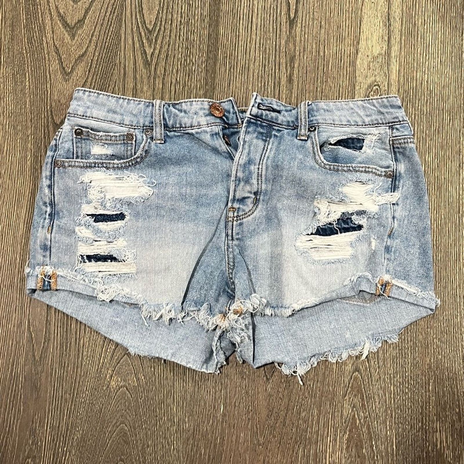 American Eagle Outfitters American Eagle Cut-Off Jean Short Mid-Rise Distressed Size 8 Size 30" / US 8 / IT 44 - 1 Thumbnail