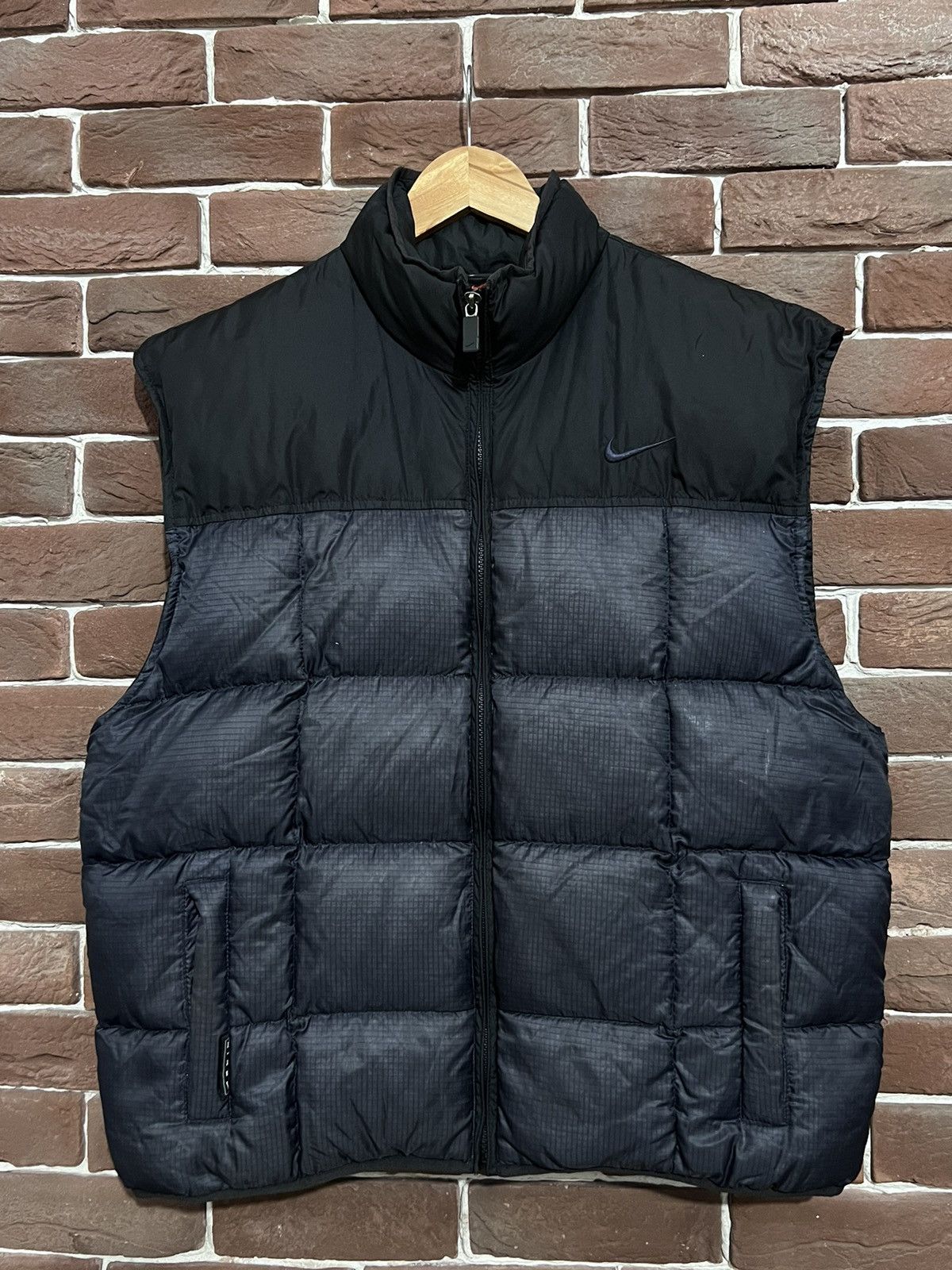 Vintage Nike Gilet Swoosh Vintage 90s Nike Swoosh Black Down