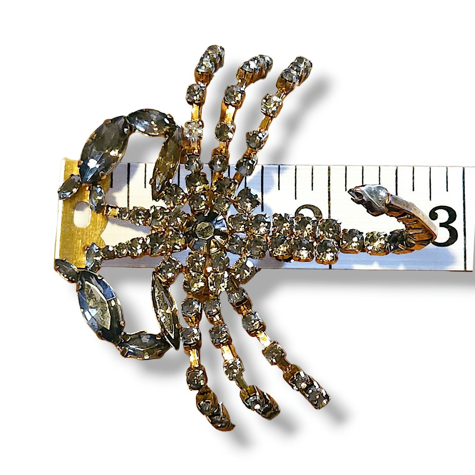 Other VTG Scorpion Rhinestone Brooch Gold Tone Insect Statement Size ONE SIZE - 4 Thumbnail