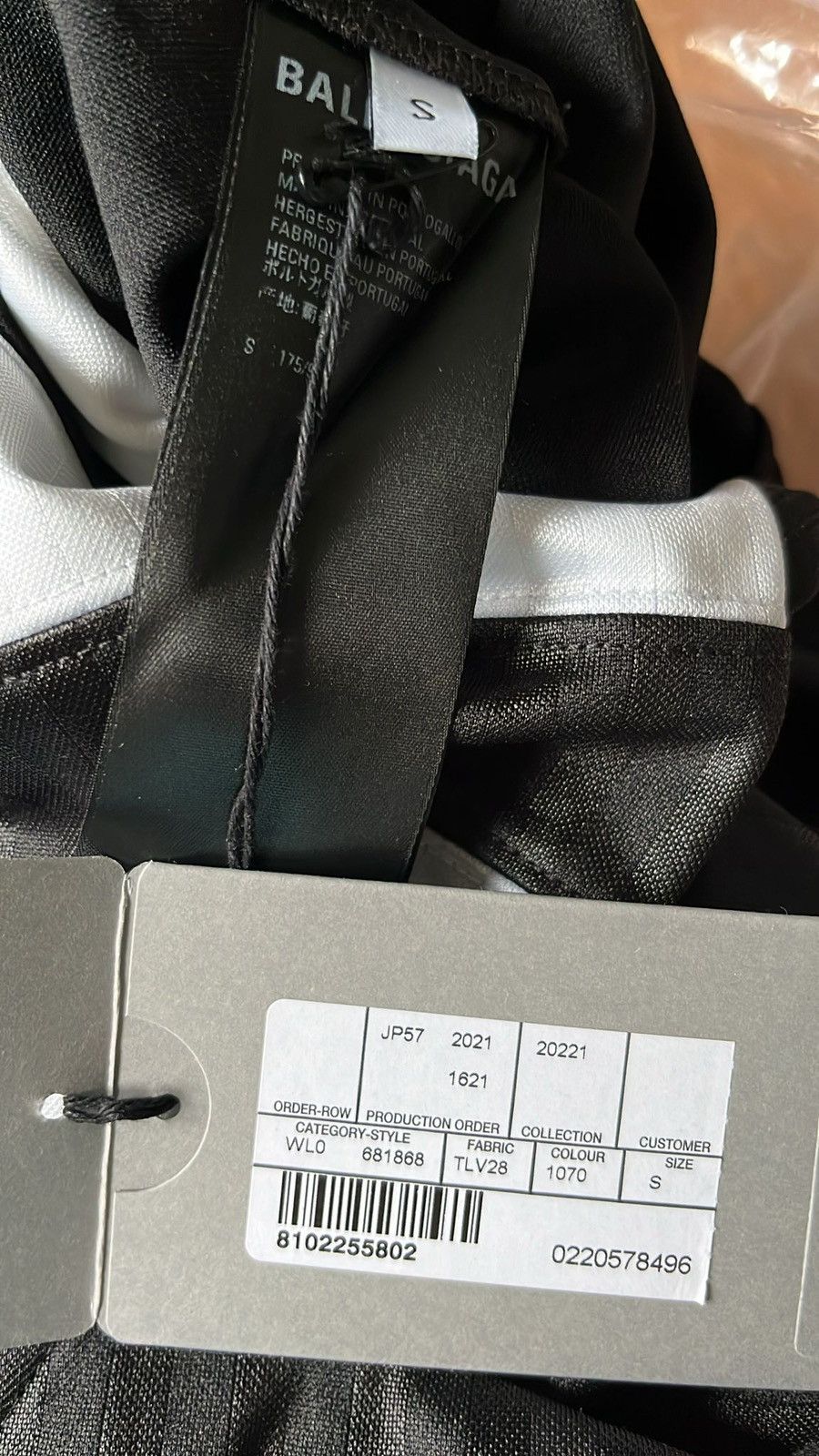 Balenciaga Balenciaga SS22 Soccer Hood Scarf Hat Black Sz.S Size ONE SIZE - 10 Thumbnail