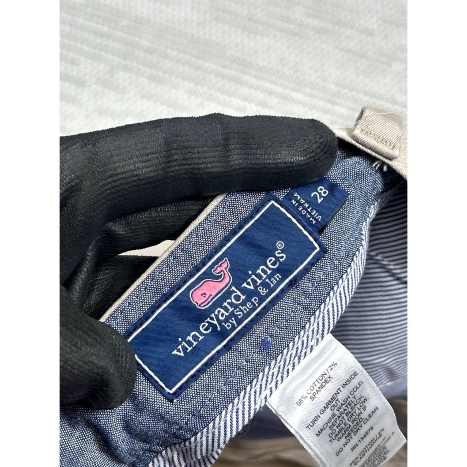 Vineyard Vines Vineyard Vines Breaker Shorts Mens 28 Khaki Cotton Chinos 8.5" Beige Flat Front Pockets Preppy Casual Spring Summer Fall Mens Size US 28 / EU 44 - 6 Thumbnail